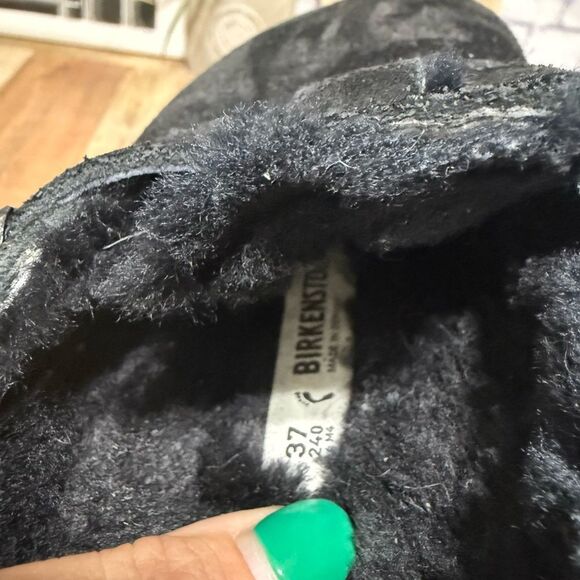 Boston Shearling
Suede Leather - Black
Size 37 narrow - Picture 7 of 11